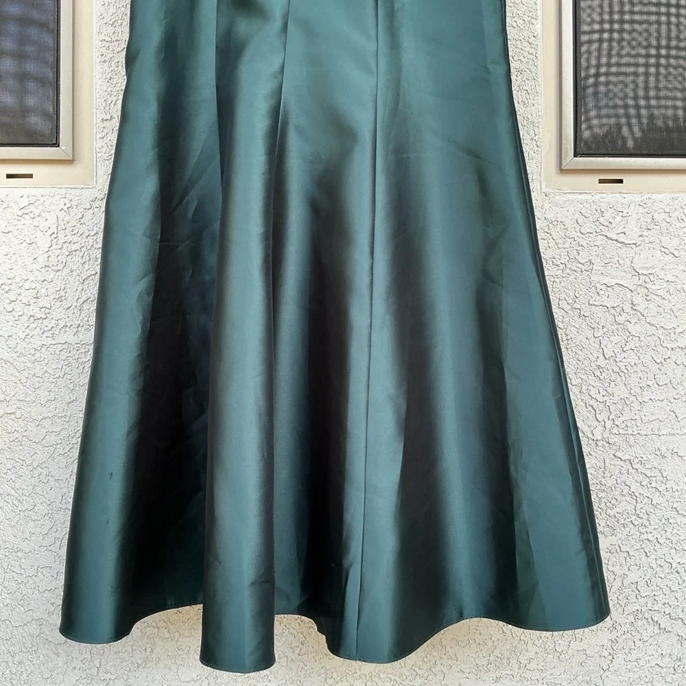 NWT Alfred Sung Linden One Shoulder Bow Satin Trumpet Gown Dress Size 10 D863 - Picture 10 of 13